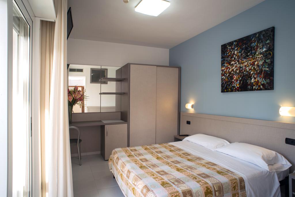 Hotel Clipper Джуліанова Екстер'єр фото
