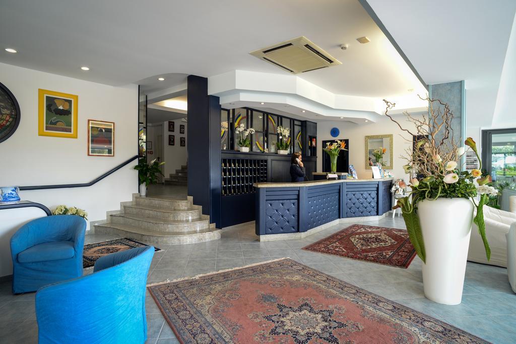 Hotel Clipper Джуліанова Екстер'єр фото
