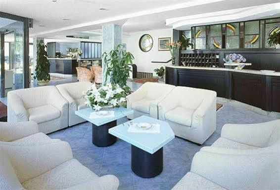 Hotel Clipper Джуліанова Екстер'єр фото